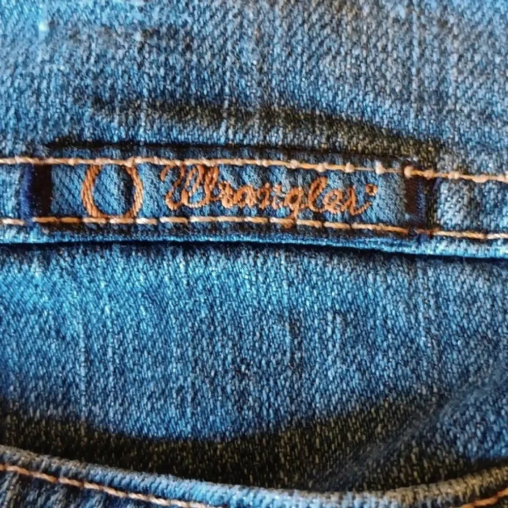 Wrangler Q-Baby No Gap Waistband Jeans